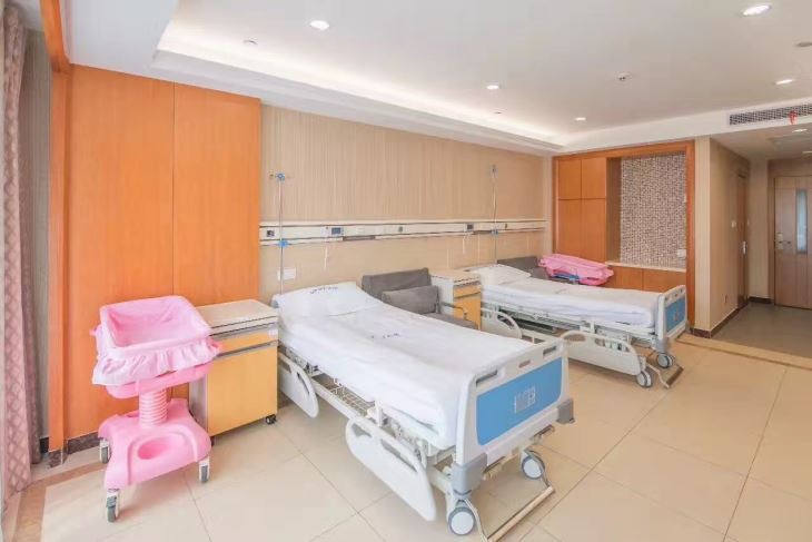 Manual Hospital Bed Clinic