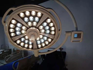 Best Sale Medical Supply Surgical Ceiling Mounted Operating Lamp